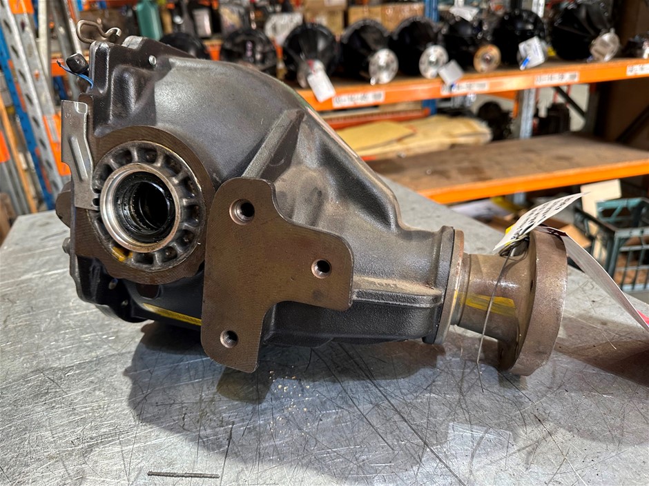 Ford Falcon BA/BF M86 IRS 2.53 STD Diff centre - V8 XR8 or XR6 Turbo Diff