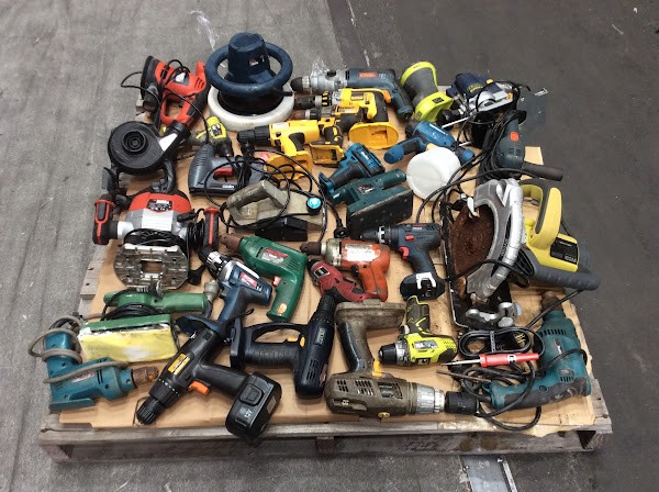 Ryobi/Bosch/Ozito Mixed Brand and Model Electric Drill/Power Tools