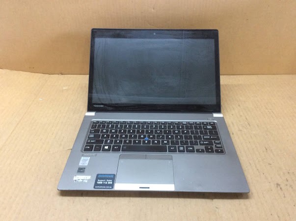 TOSHIBA PORTEGE Z30t-A Laptop i5 4300U 4GBRAM/128GB