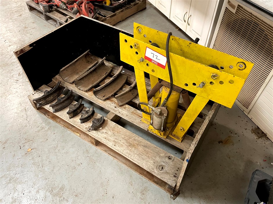 <p>Hydraulic Pipe Bender & Attachments</p>