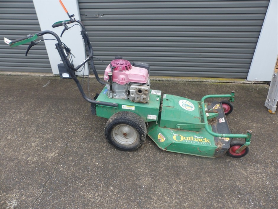 BILLY GOAT BC2600HHEU Hydro Outback Brush Cutter