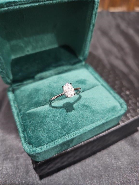 1.0ct GRA Moissanite oval Cut 18k White Gold Vermeil Ring -9US