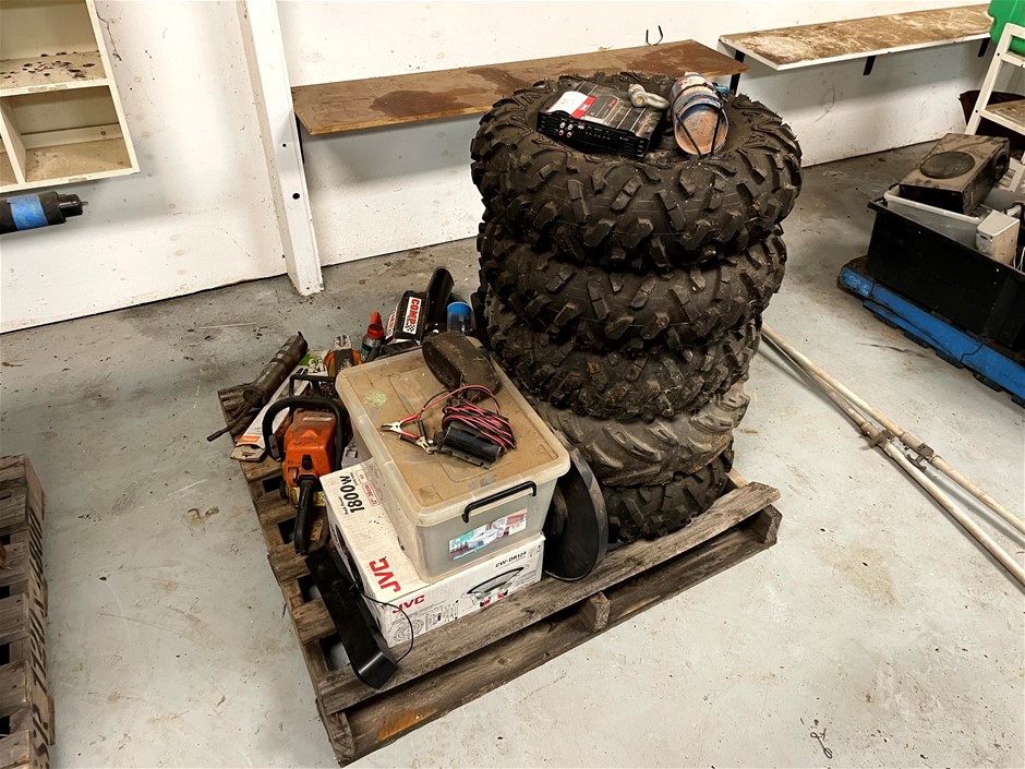 <p>Buggy tyres, Chainsaw and Automotive Parts</p>