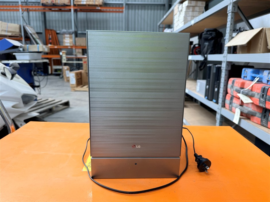 <p>LG Wireless Active Subwoofer</p>