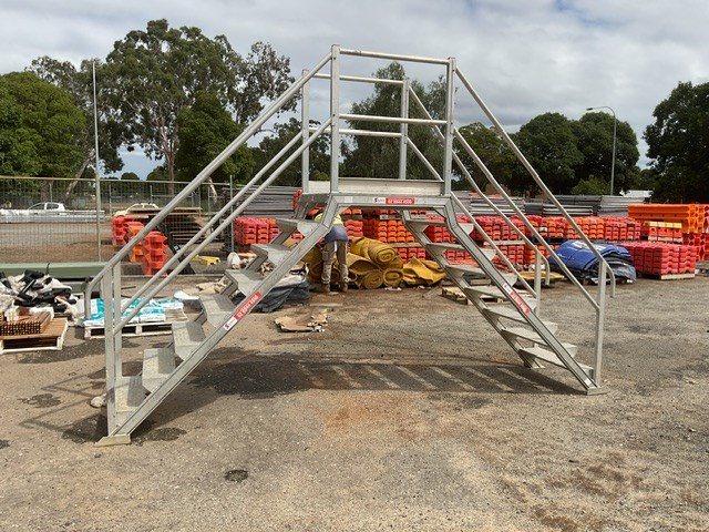 Double Sided Aluminium Stair Platform