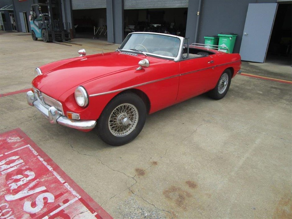 1964 M.G. B Series RWD Manual Convertible