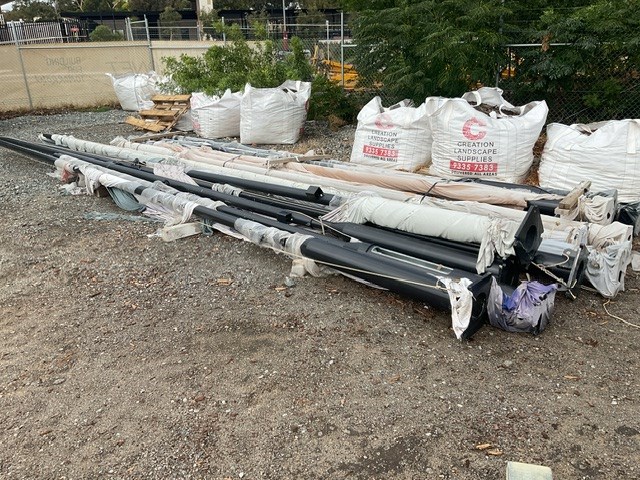 <p>Foldable Light Poles x 15</p>