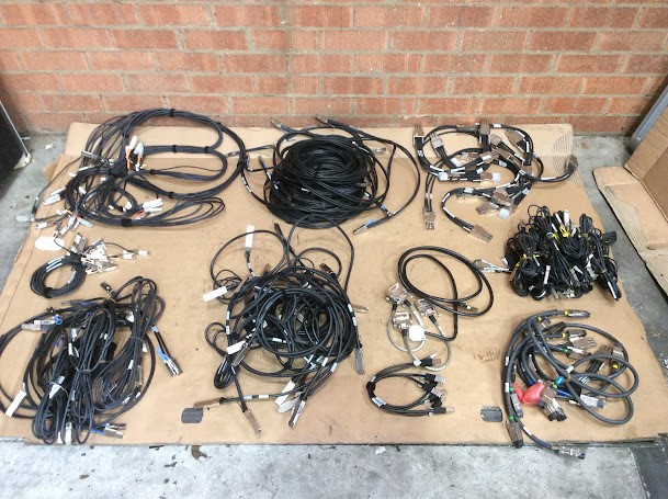 Mix Brand and Model Stacking Cables/Cables (Lot of 118)