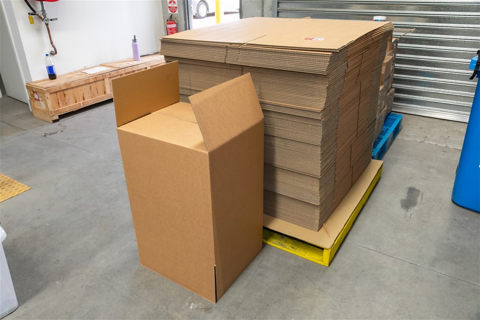 Flat Pack Boxes (Bulk) Unused