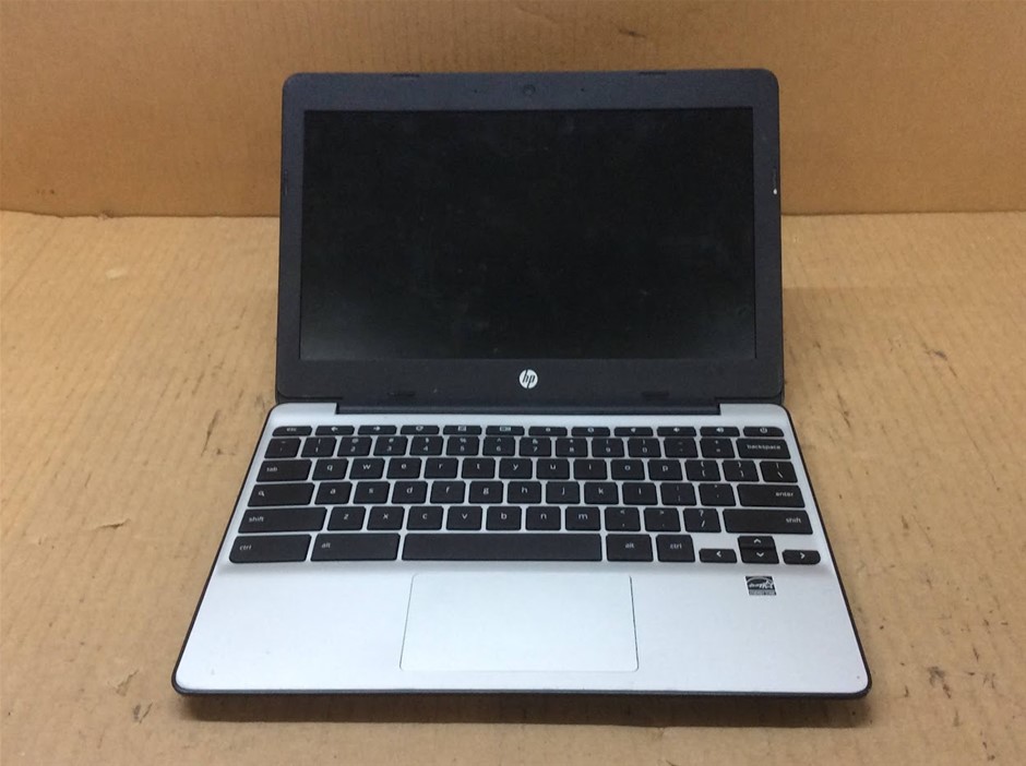 HP Chromebook 11 G5 Laptop Celeron N3060 2GBRAM 16GB Black