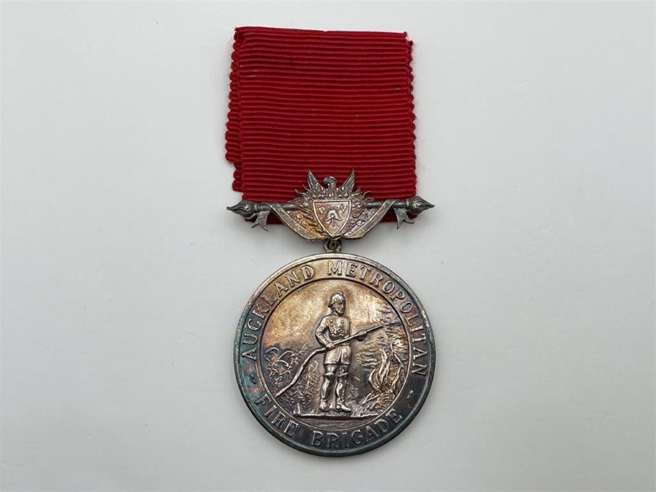 NZ, Auckland Metropolitan Fire Brigade Fireman's medal, c.1974
