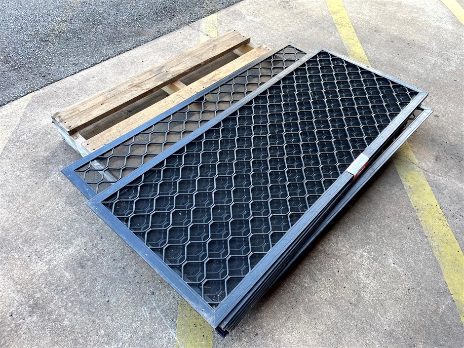 <p>Diamond Grille Security Screens</p>