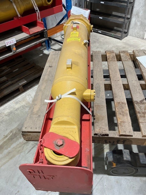 Cylinder Ripper Tilt LH