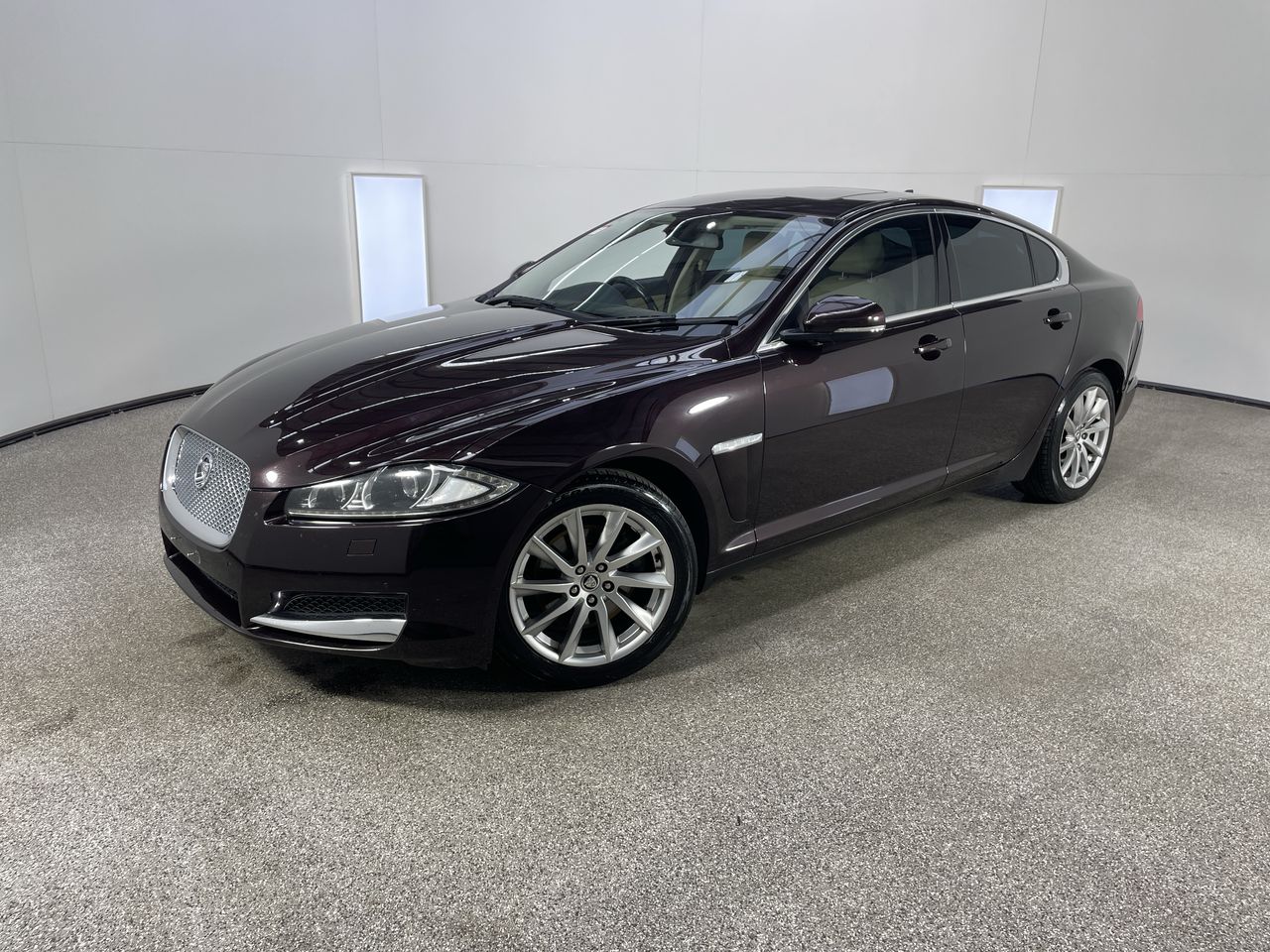 2012 Jaguar XF 3.0D LUXURY Turbo Diesel Auto - 8 Speed Sedan