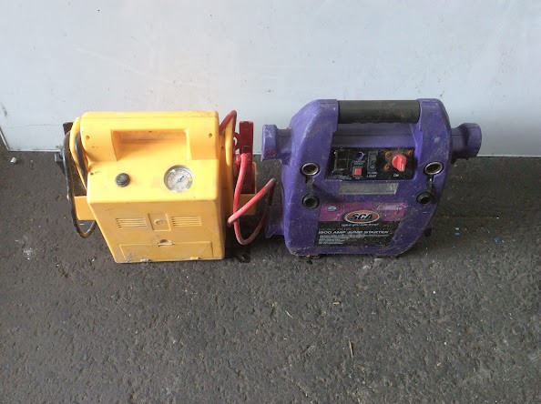 SCA Heavy Duty 1900 AMP Mixed Brand Jump Starter (Lot of 2)