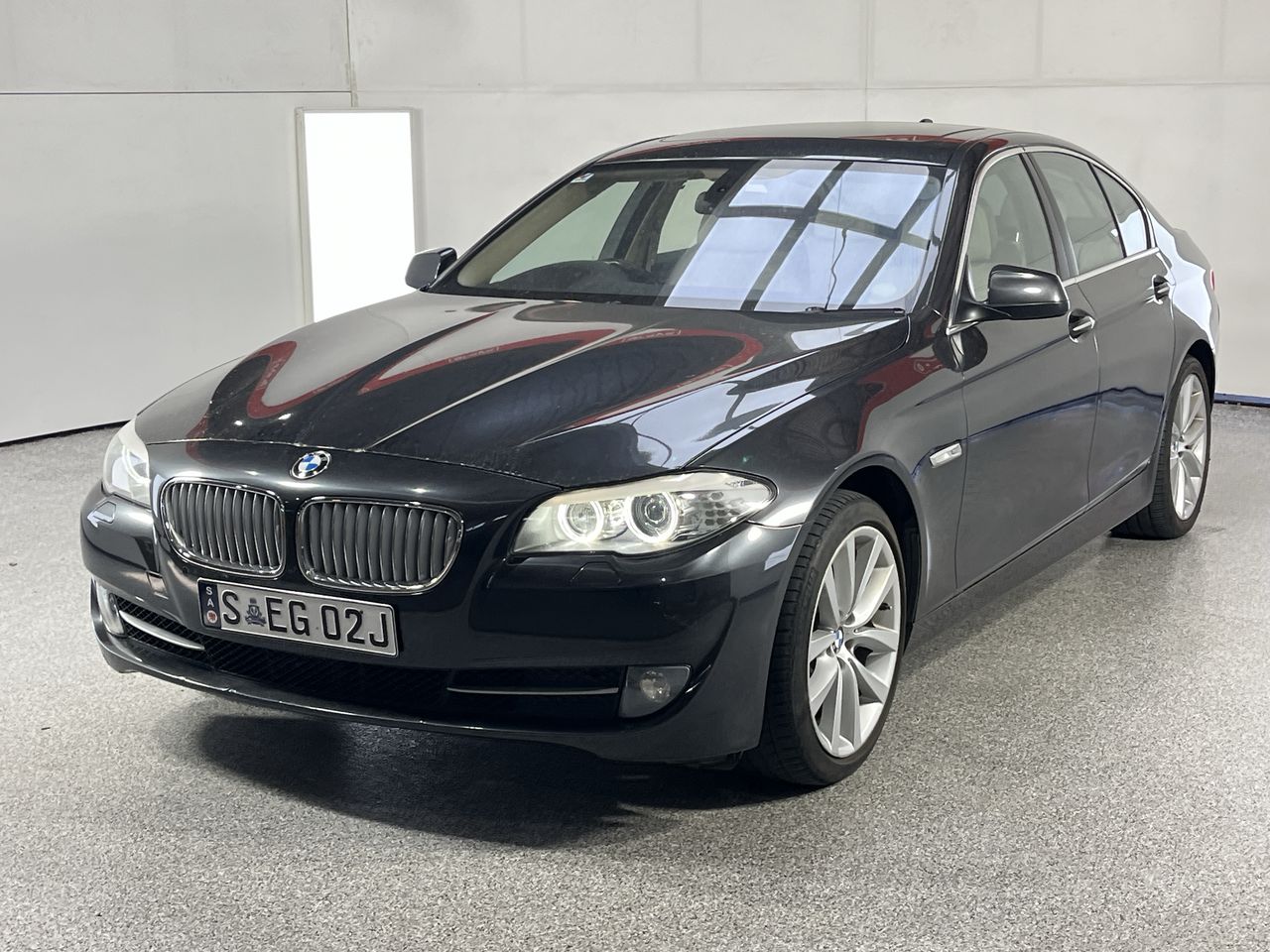 2011 BMW 5 Series 550i F10 LCI Automatic - 8 Speed Sedan
