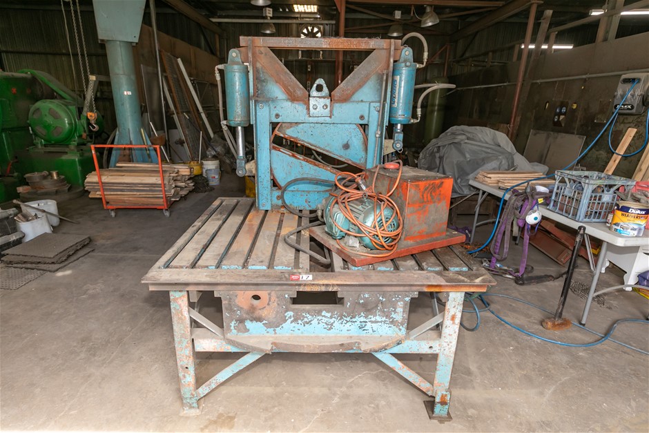 Propeller Blade Bending Machine