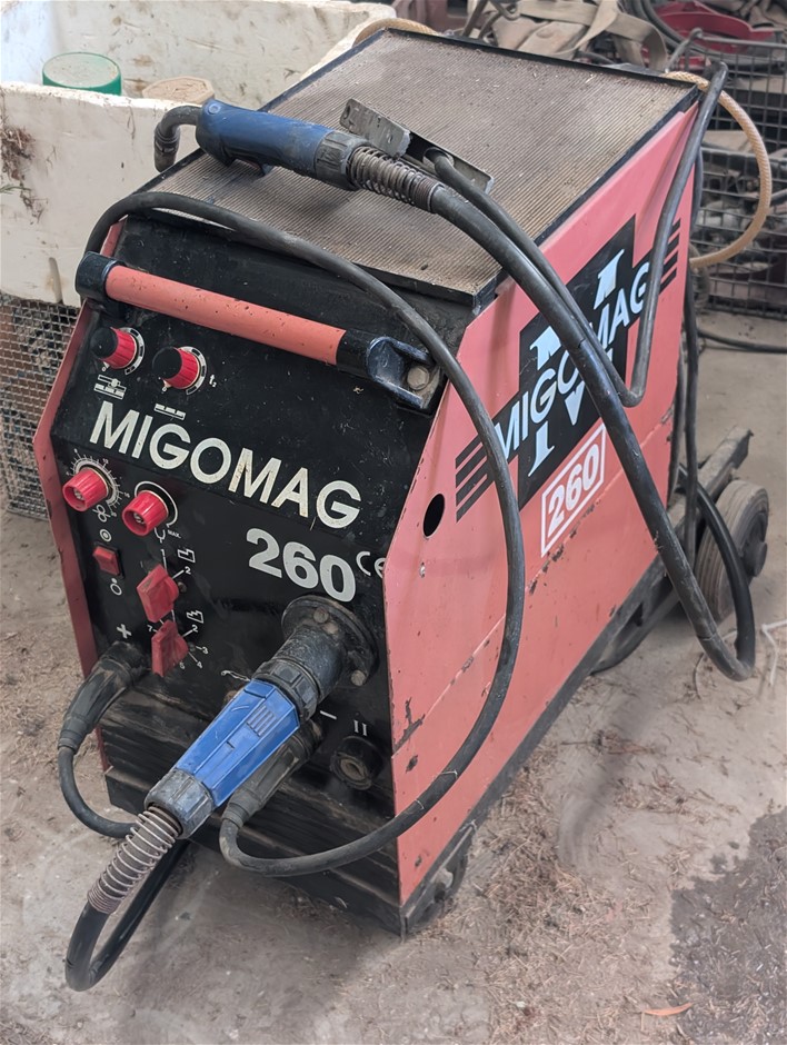Mig Welder Migomag260 on Trolly with New Torch