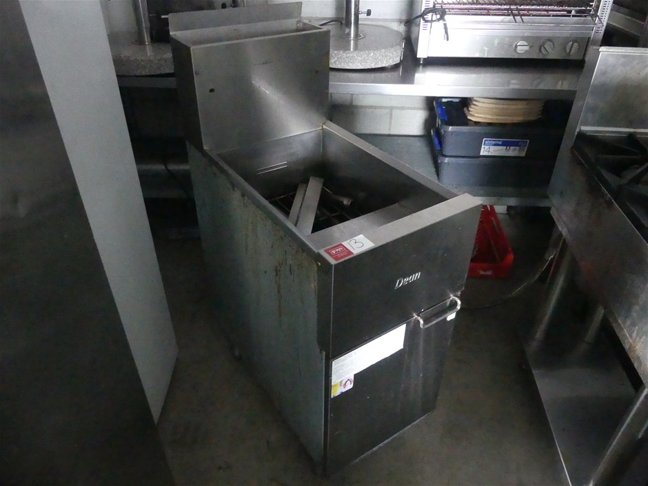 <B>Dean / Frymaster SR142GP Deep Fryer (Commercial)</B>