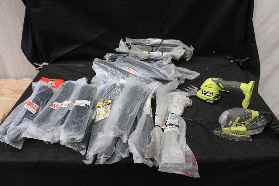 2 x Ryobi Power Tools and Assorted Cable Ties