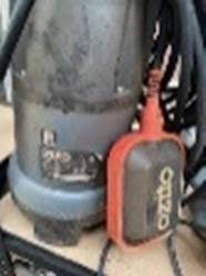 Submersible Ozito Pump