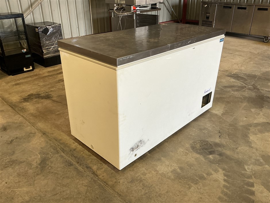 <p>Polar CM530-a Chest Freezer</p>