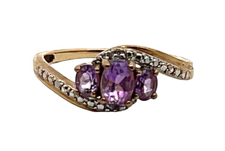 9Ct Yellow Gold Amethyst & Diamond Cluster Ring
