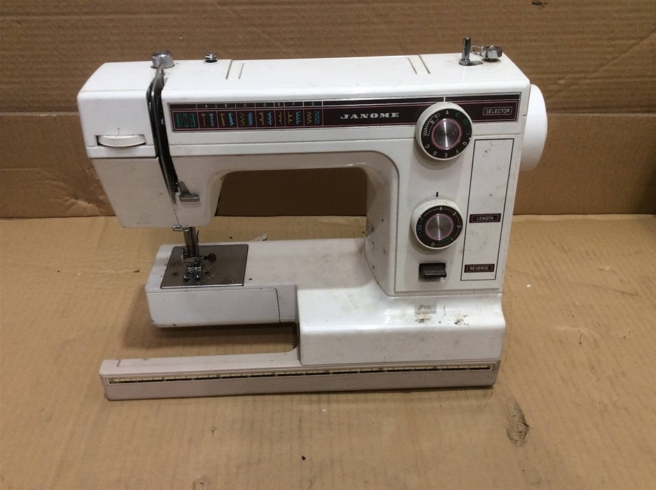 Janome Unknown Model Sewing Machine
