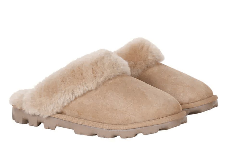 SIGNATURE Women's Shearling Slippers, Size US 10, Chestnut.