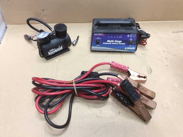 Automatic Battery Charger& Electric Air Pump& Jumper Cables (Lot of 3)