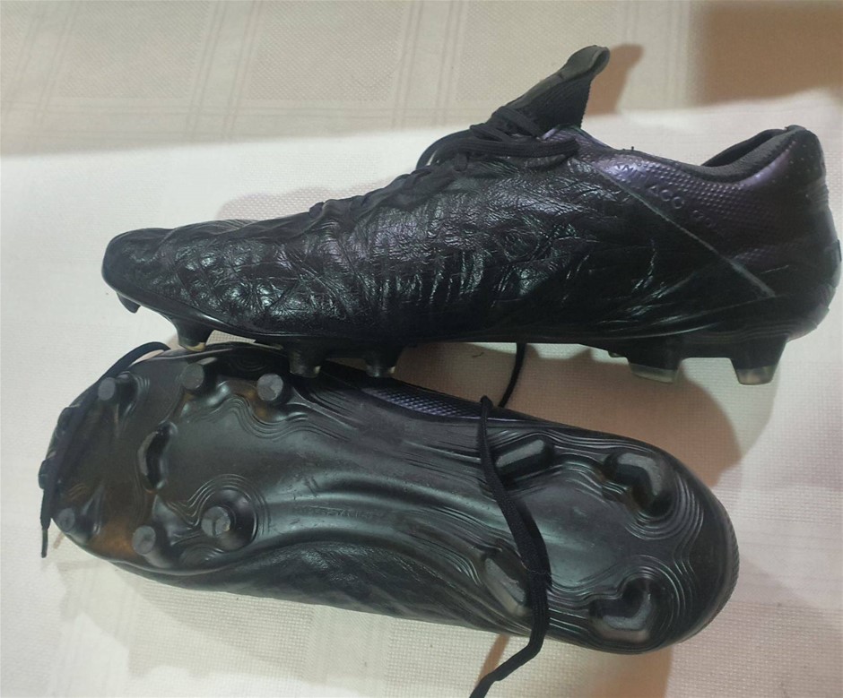 Nike Tiempo ACC Quad Fit US 13 minor use