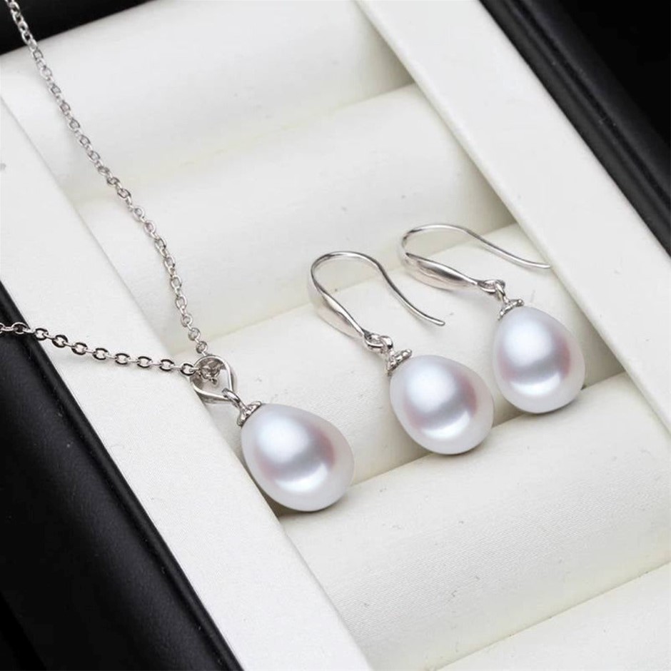 BIJ'OR - Classic Grey Pearl Drop Earring & Necklace Set RRP $99