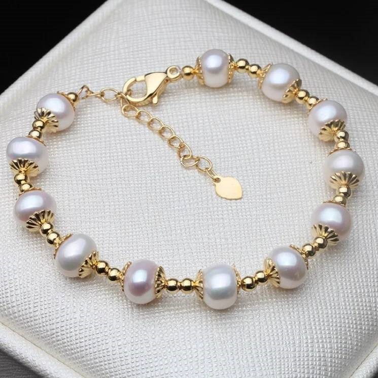 BIJ'OR - White White Pearl Bracelet in Gold RRP $99