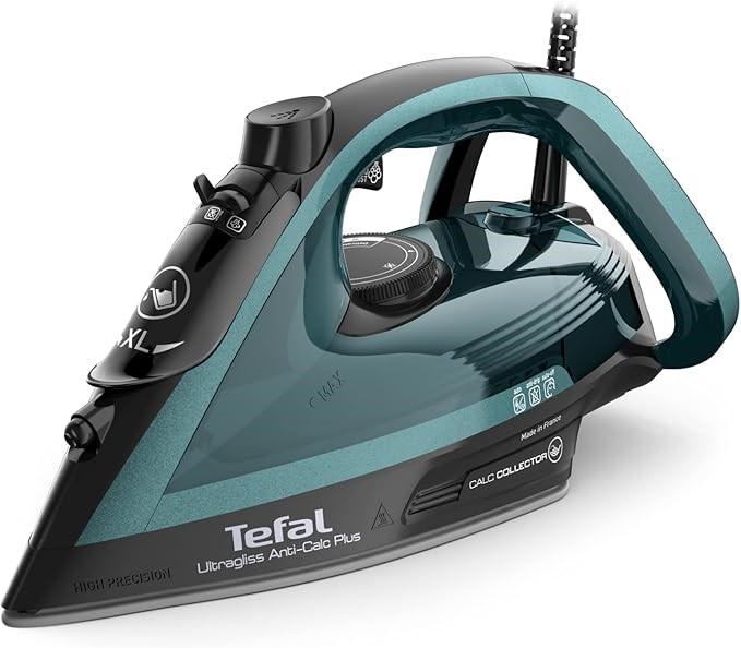 TEFAL Ultragliss Plus Steam Iron, 2800W, 50g/min Steam Output, 260g/min Ste