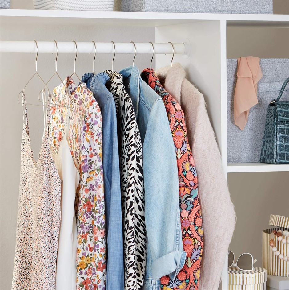 AMAZON BASICS Stainless Steel Clothes Hangers - 50-Pack. NB: May Be Missing