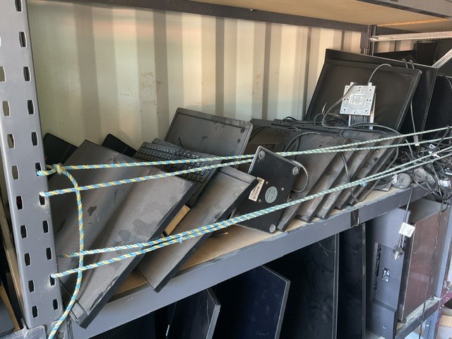 Approx 11 Assorted Computer Monitors