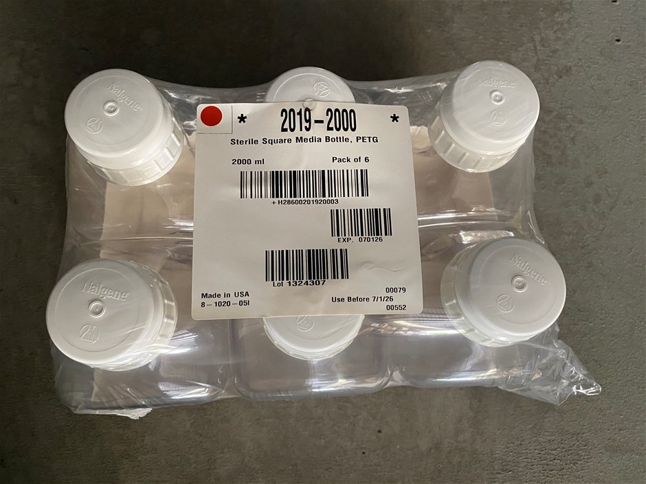 Sterile Square Media Bottle, PETG