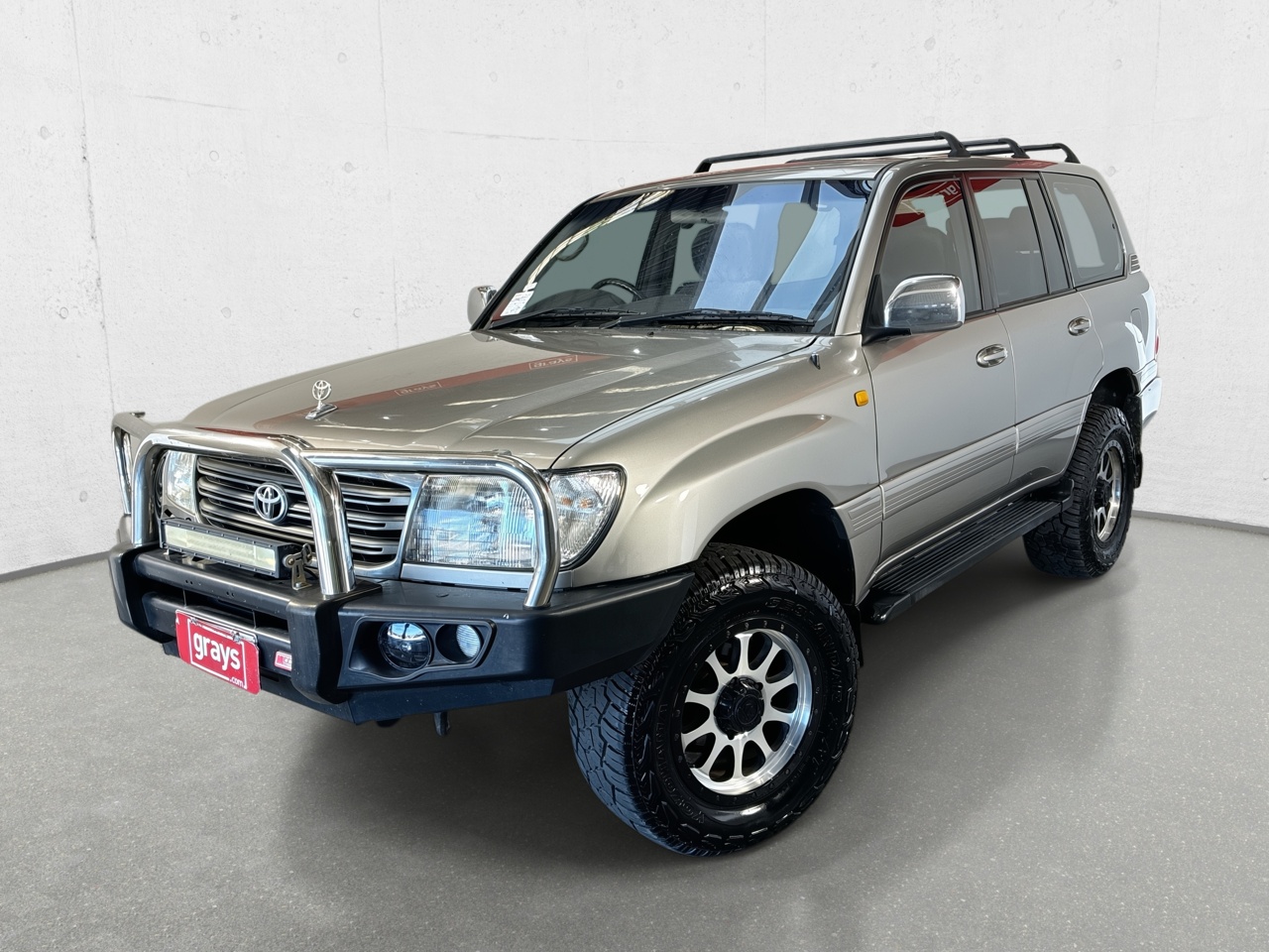 2003 Toyota Landcruiser SAHARA UZJ100R Auto 8 Seats Wagon