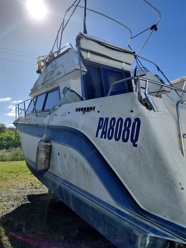 Carver Power Boat