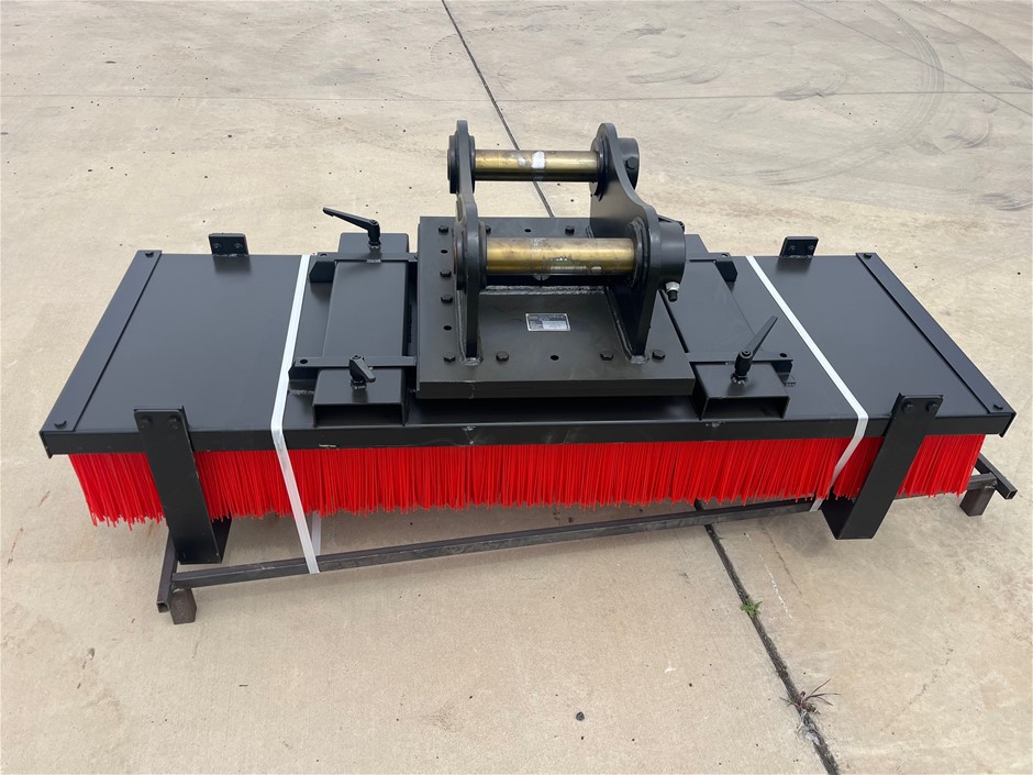 1800mm Broom Attachment to suit 10-17T Excavator(Unused)
