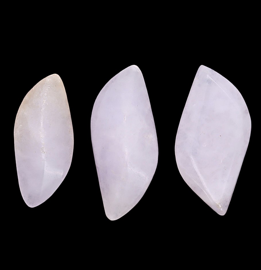 14.02 Carats Lavender Jade