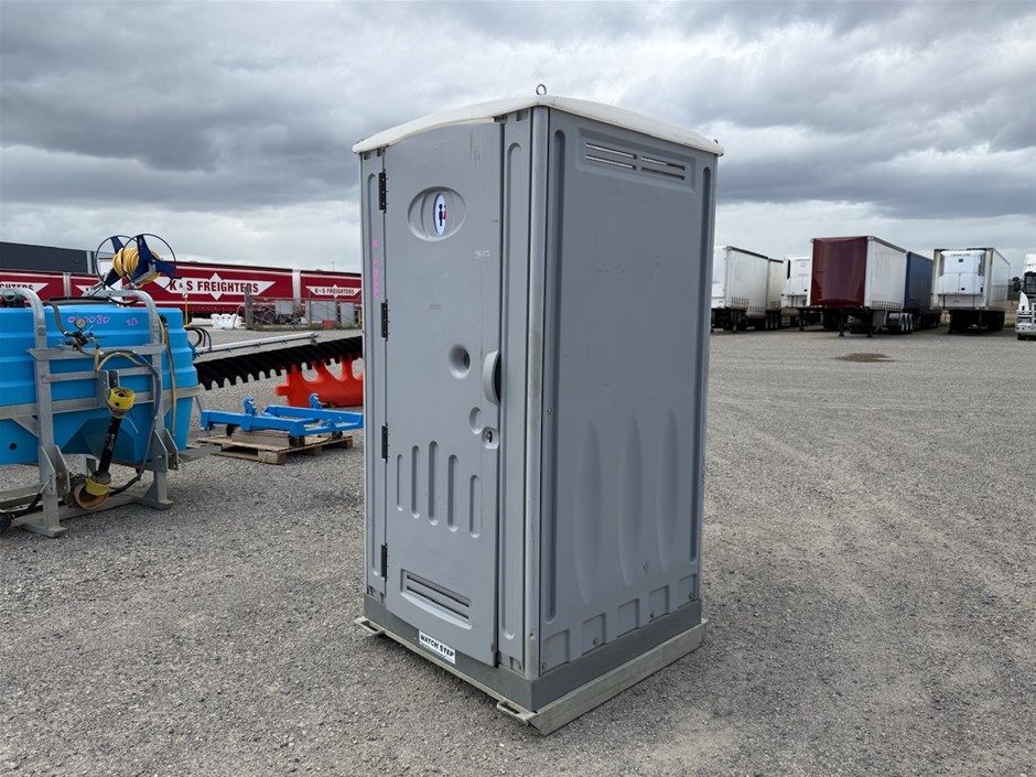 1 x Unisex Portable Toilet