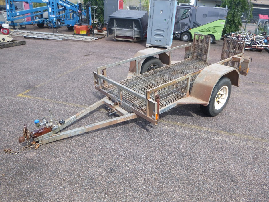 <p>Single Plant Trailer</p>
