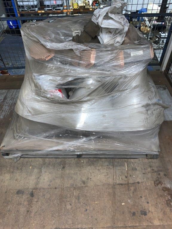 Pallet Of Industrial Lighting