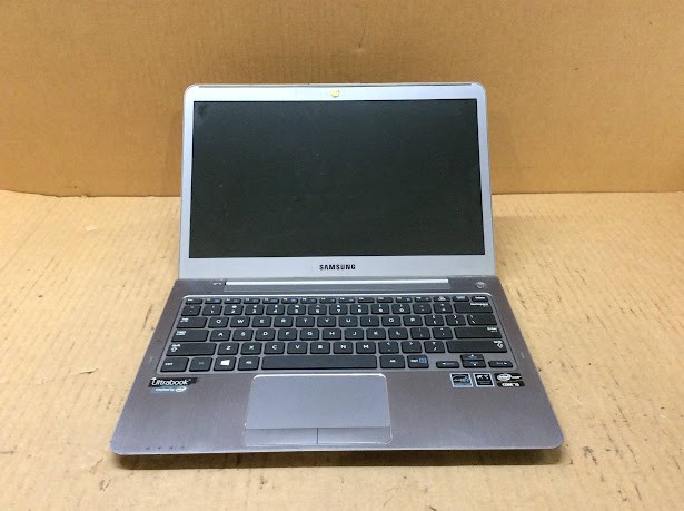 SAMSUNG NP530U3C-A04AU Laptop I5-3317U 4GBRAM/24GB/512GB