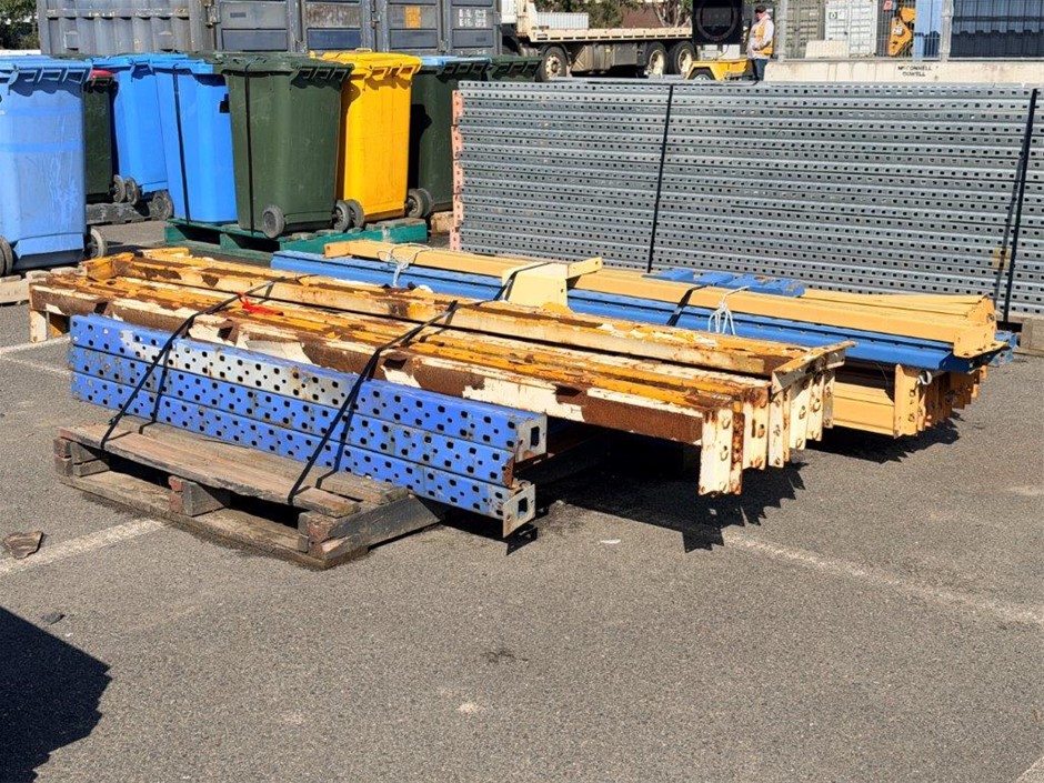 Quantity of Pallet Racking