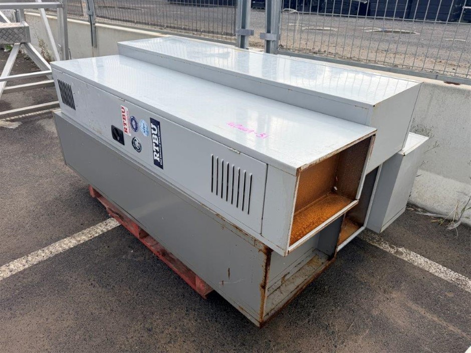 Pallet of Steel Lockers