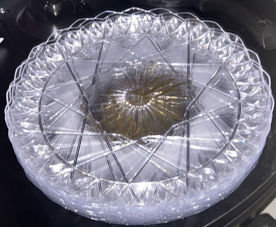 50x Plastic Trays (33cm)