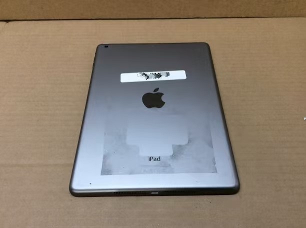 APPLE IPAD AIR(A1474) Tablet 32GB