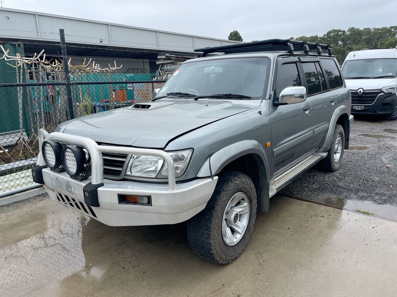 2002 Nissan Patrol ST 3.0 GU II T/D Automatic 7 Seats Wagon